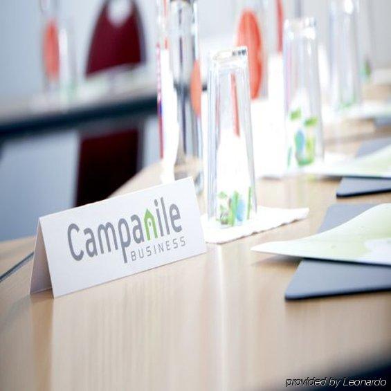 Campanile Hotel Майенн Экстерьер фото