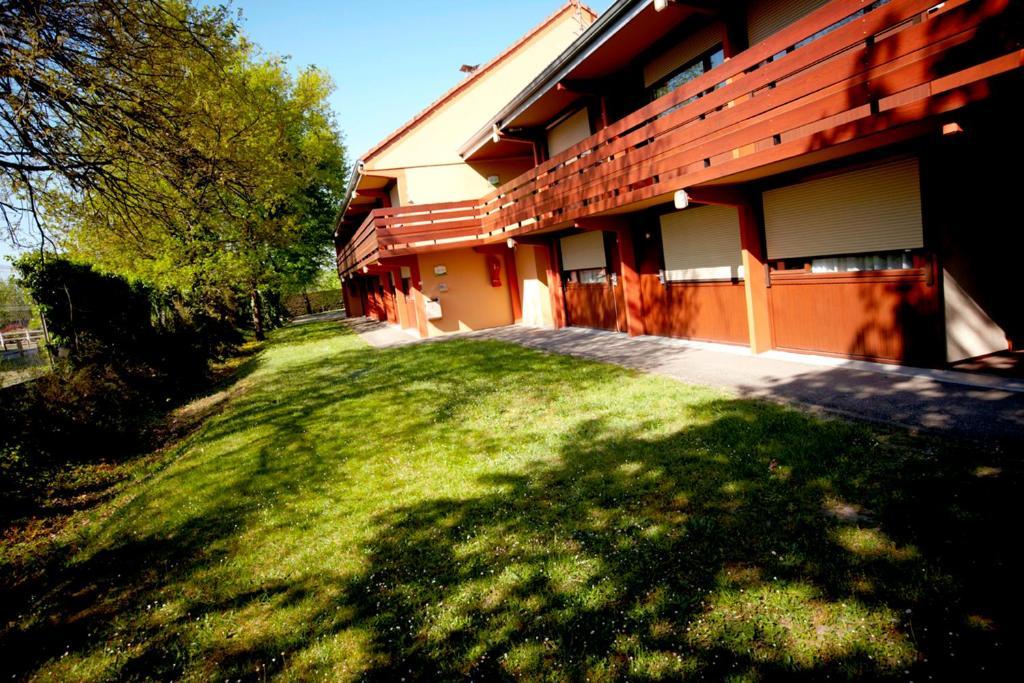 Campanile Hotel Майенн Номер фото